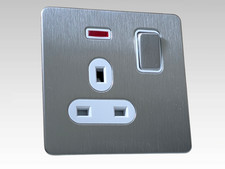 Schneider Ultimate Screwless 13A 1G Switched Socket Stainless Steel - NEON