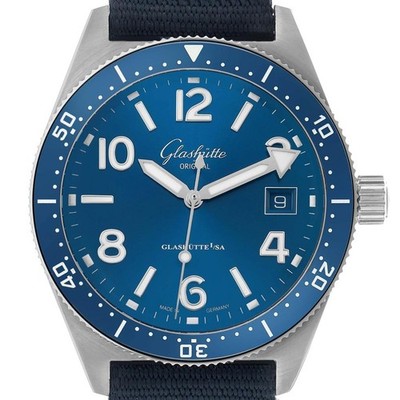 Glashutte Original SeaQ Steel Mens Watch 1-39-11-09-81-34 Papers