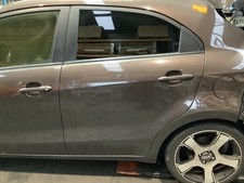 Porte arrière et accessoires Kia RIO