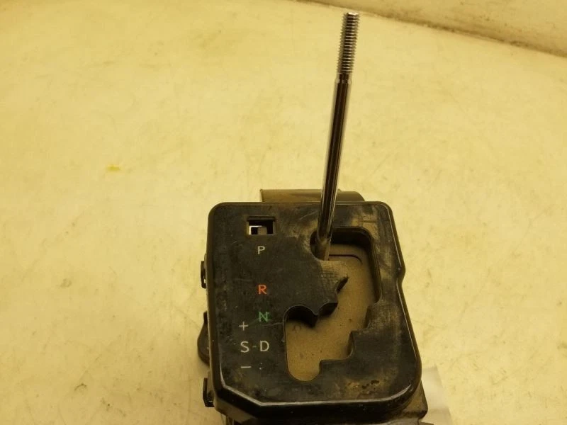 MONTAJE DE PALANCA DE CAMBIOS TRANSMISIÓN AUTOMÁTICA 10 11 12 LEXUS ES350 TRACCIÓN DELANTERA Foto 3 de 4