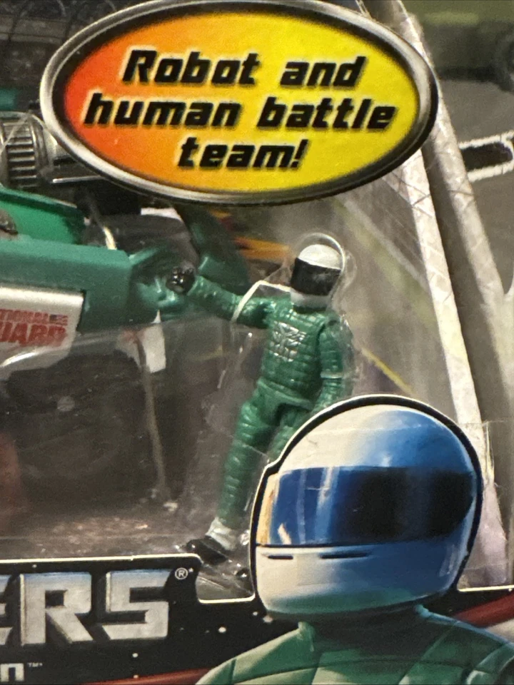 Transformers Dark of the Moon Human Alliance Roadbuster & Sergeant Recon - Image 3 of 4