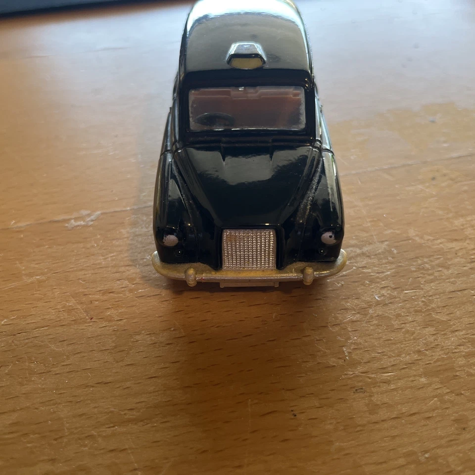 Vintage Corgi Austin London Taxi Diecast  Made In Great Britain - Image 4 of 4