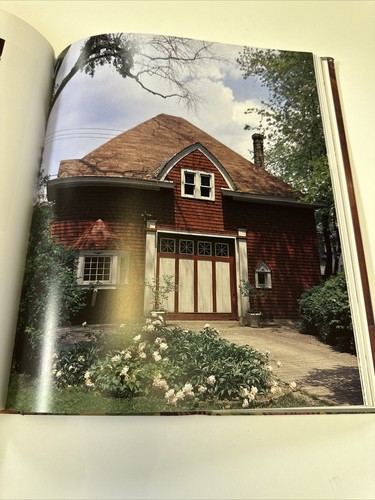 The Queen Anne House: America's Victorian Vernacular by Janet W. Foster - 第 9/11 張圖片