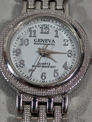 Geneva White Dial Round Case Link Bracelet Band Watch