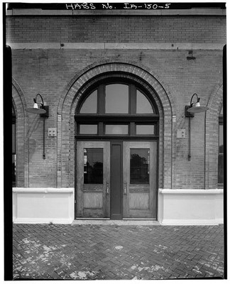 Chicago,Burlington & Quincy Railroad,Creston Station,116 West Adams,Iowa,IA,4