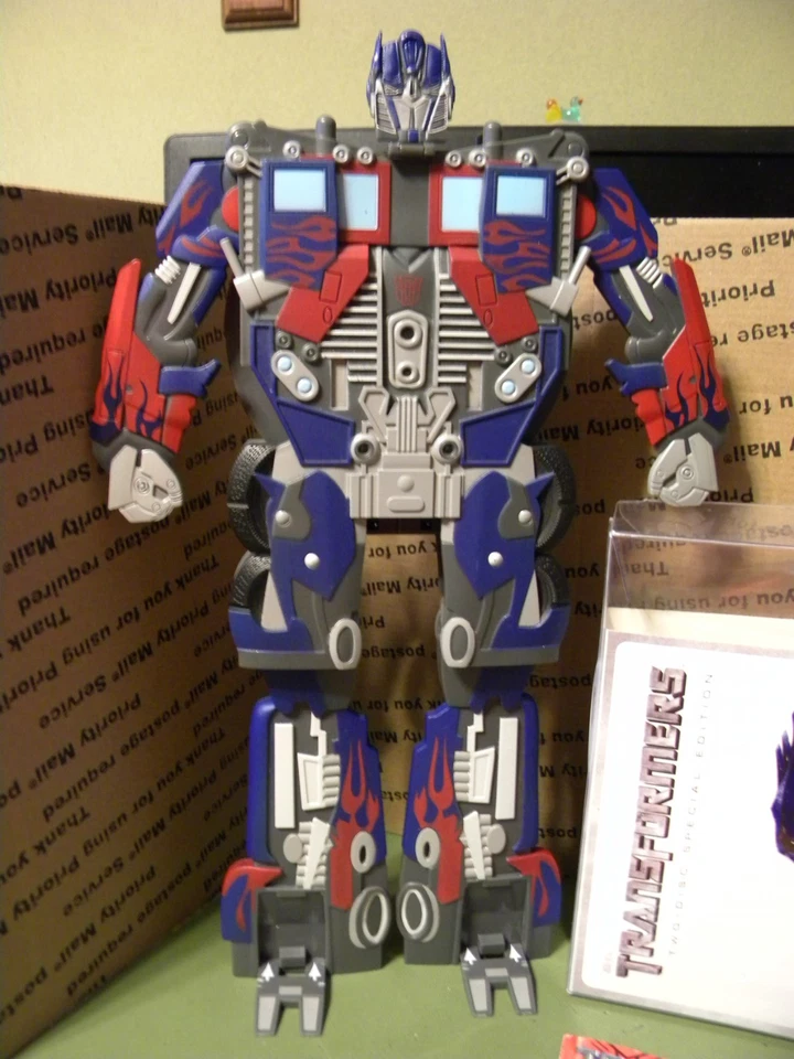 TRANSFORMERS (DVD, SPECIAL EDITION) OPTIMUS PRIME COLLECTOR'S EDITION - Image 4 of 4