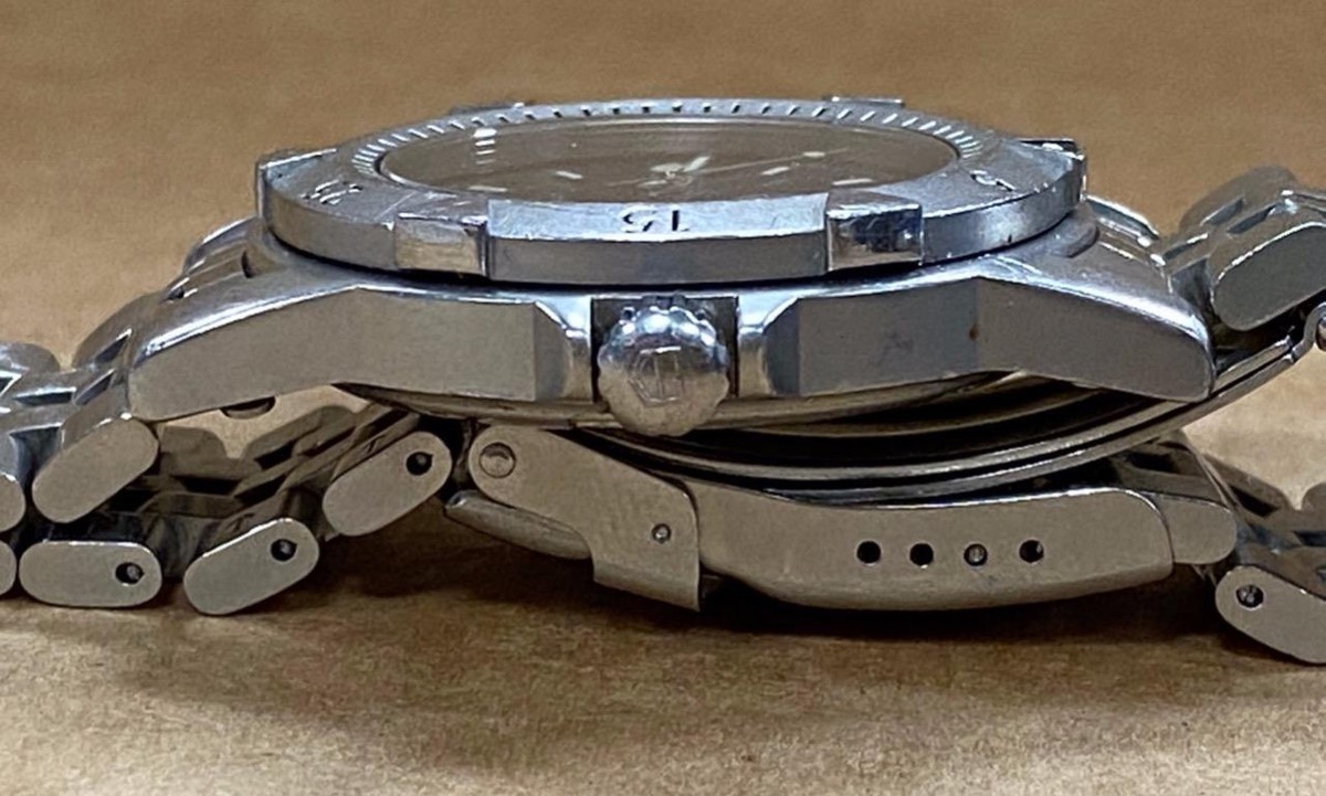 TAG HEUER WD1211-K-21 PROFESSIONAL 200m DATE 37mm STAINLESS STEEL