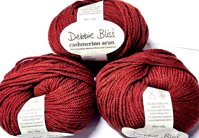 AUTUMN RED 3 50gr Skeins 294yd Debbie Bliss CASHMERINO Wool Acryl Cashmere YARN