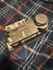 98-02 SL600 SL320 SL500 DOOR VACUUM PUMP 1298001248 OEM