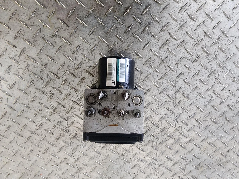 2008-2011 Cadillac DTS ABS Antilock Brake Pump Control 25899056 TESTED OEM - Image 2 of 4