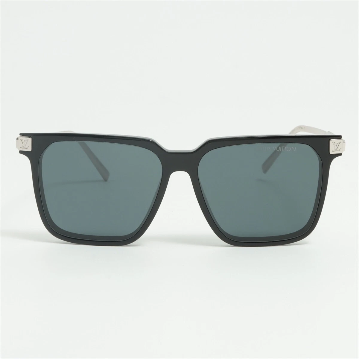 Louis Vuitton LV Rise Sunglasses Black Plastic With Silver Metal