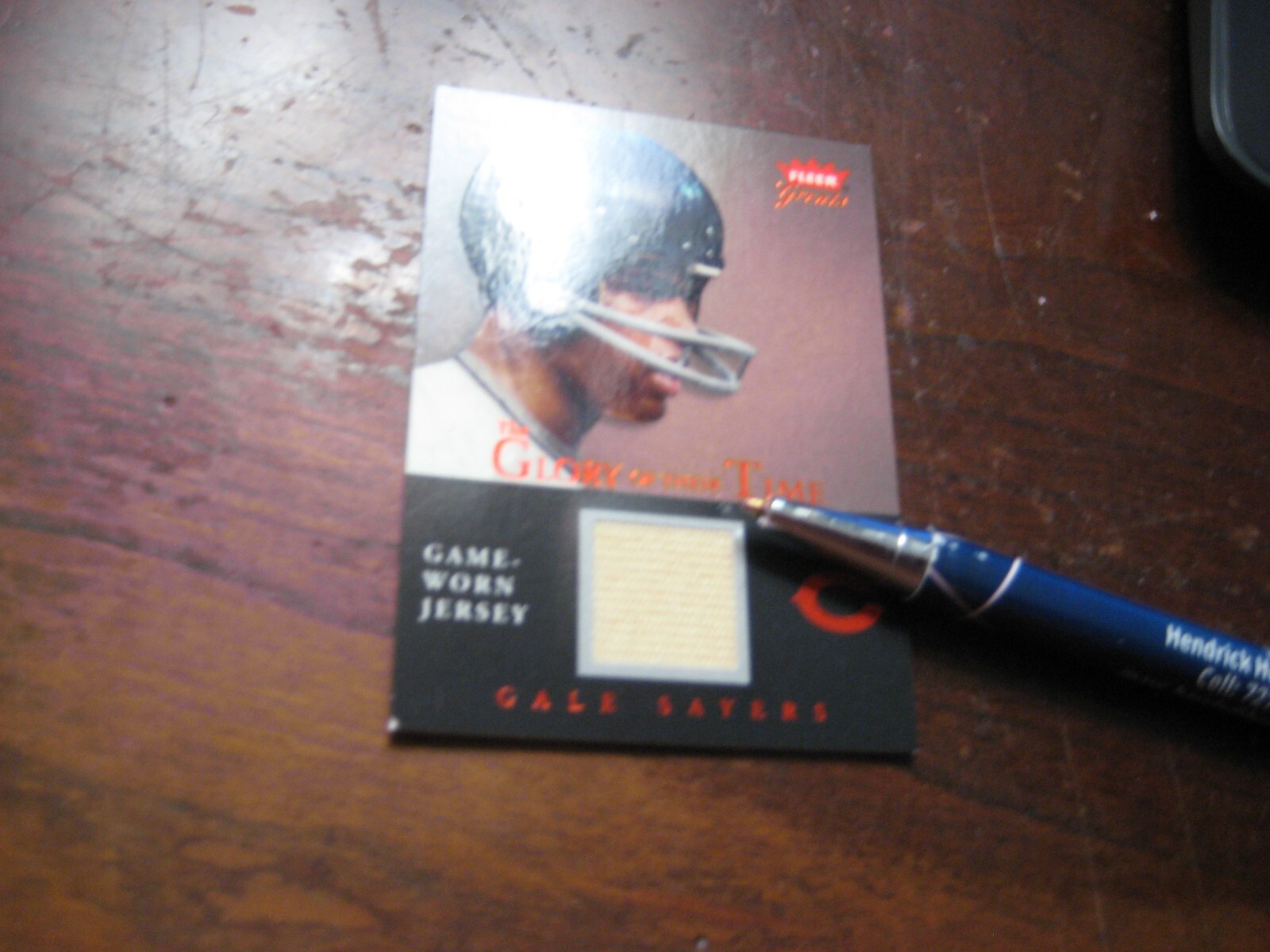GALE SAYERS Game Used JERSEY CARD; Chicago Bears HOFer; 2004 Fleer Greats view 3