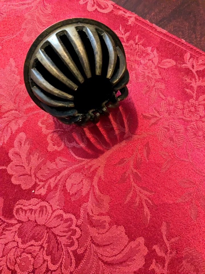 CAMPANA ELEFANTE ANTIGUA DEL SUR DE LA INDIA DEL SIGLO XIX de bronce forjada a mano Foto 2 de 4