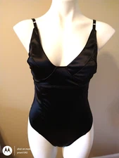 UN-Branded Women's Thigh High Shiny Black Underwire Body Suit/Shape-wear Sz M