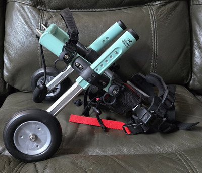Walkin' Wheels Dog Wheelchair Light Baby Blue Mobility Aid Small Dogs CLEAN