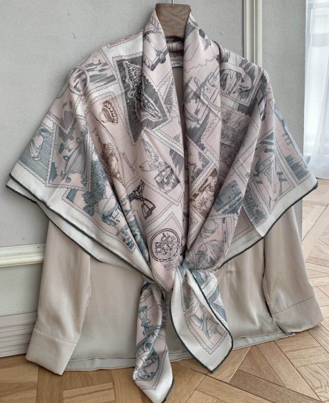 100% Mulberry Silk Shawl Bandann Scarf 135X135cm Square Blue stamp Print Wrap