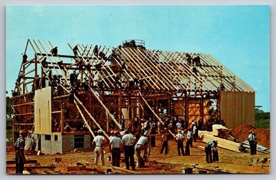 Postcard Pennsylvania Lancaster Amish Barn Raising 54Q