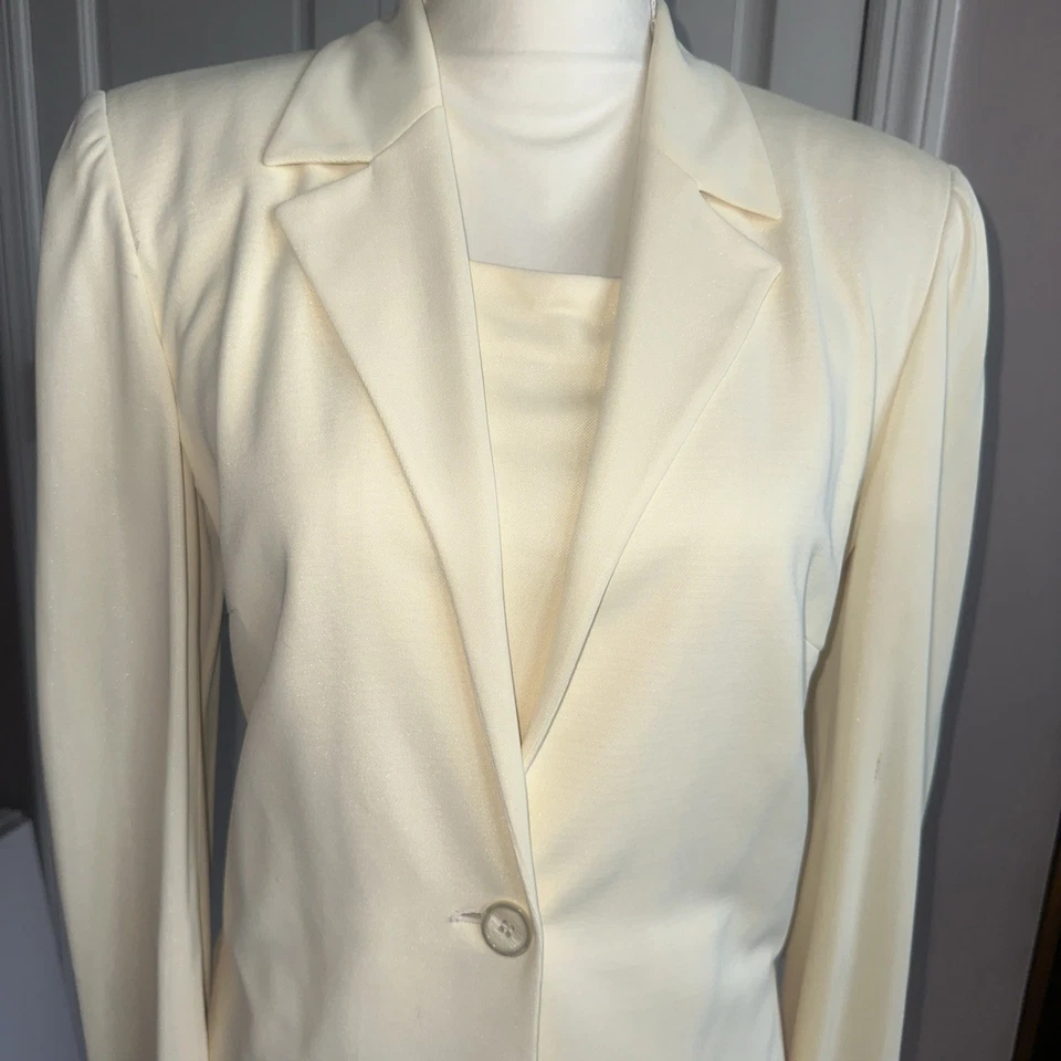 Runway Design GianFranco Ferre women 3pcs Suit Jacket  Skirt Vest  SZ8 New - Image 2 of 4