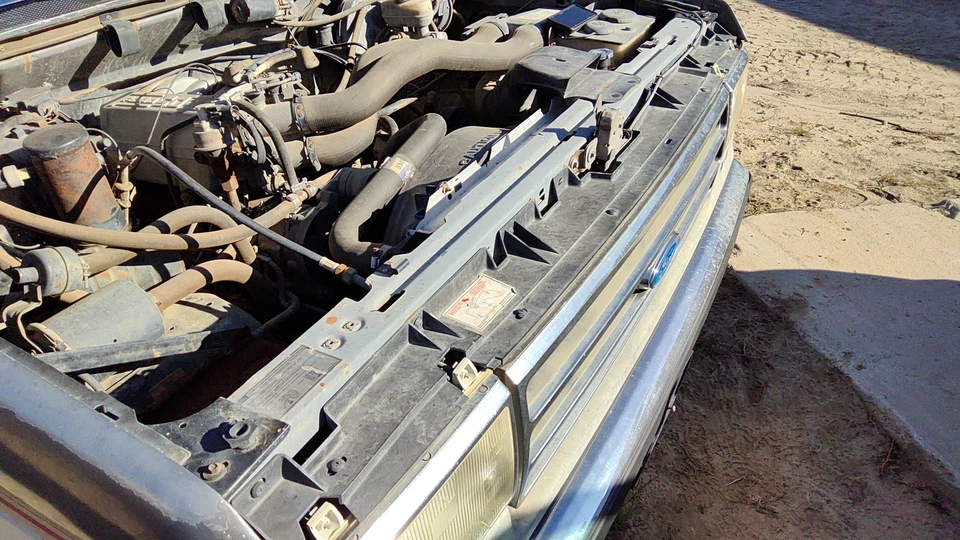 1987-1991 Ford F150 Top Plastic Cover Above Radiator Support Oem Sight Shield - Image 2 of 2