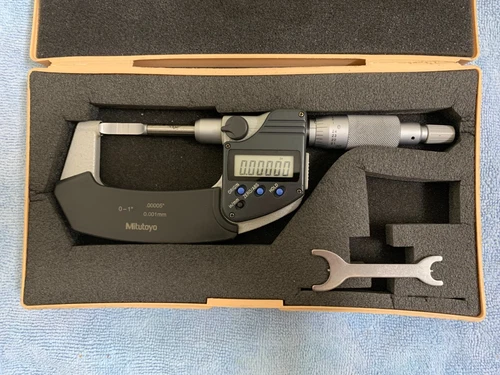 Mitutoyo 422-360 digital blade micrometer 0-1"