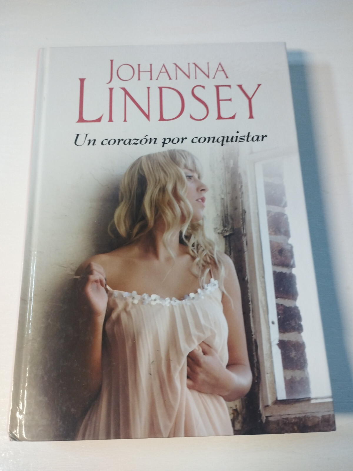 A Heart to Conquer Johanna Lindsey RBA 2015 - BOOK Spanish Am