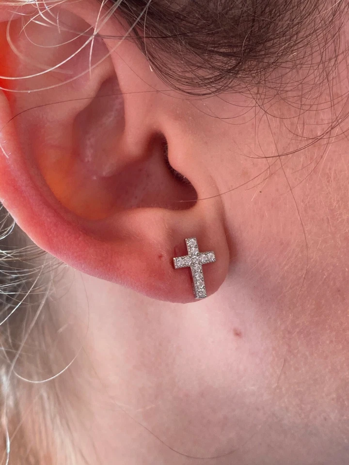 Pendientes cruzados de diamantes simulados de plata de ley 925 real para hombre y mujer Foto 2 de 4
