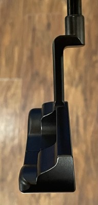 Putter Scotty Cameron Studio Style Newport 2025 – Finition Xtreme Dark DLC, Personnalisé, 35 Pouces (neuf)