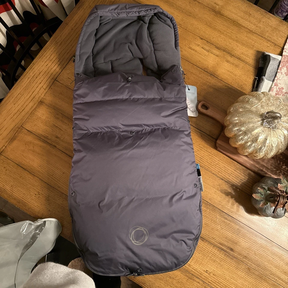 NUEVO CON ETIQUETAS Saco Bugaboo Alto Rendimiento ¡TANOO CÁLIDO! Ventas al por menor $249,95 Foto 2 de 4