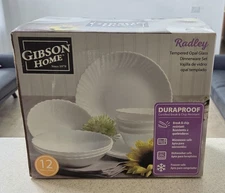 Gibson Home Radley 12 Piece Dinnerware Set *NEW* (Open Box)