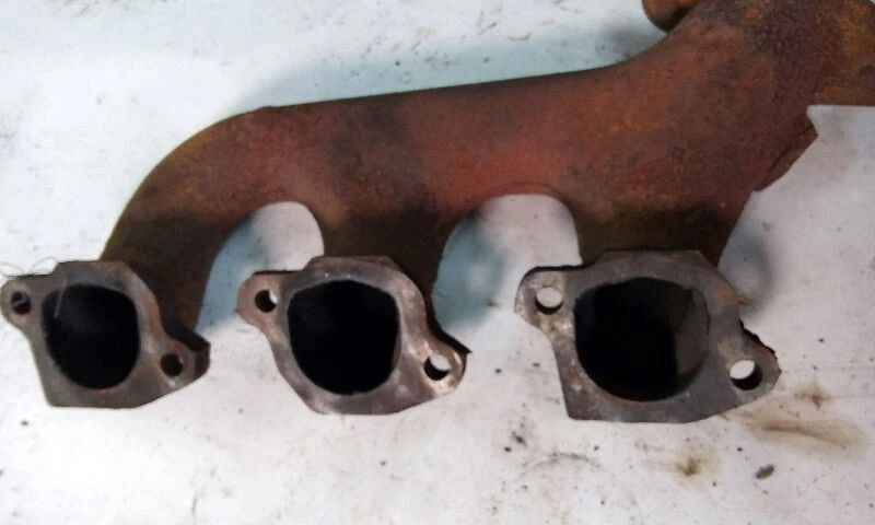  Colector de escape izquierdo conductor Ford Capri 83-86 6-232 3,8 litros Foto 3 de 4