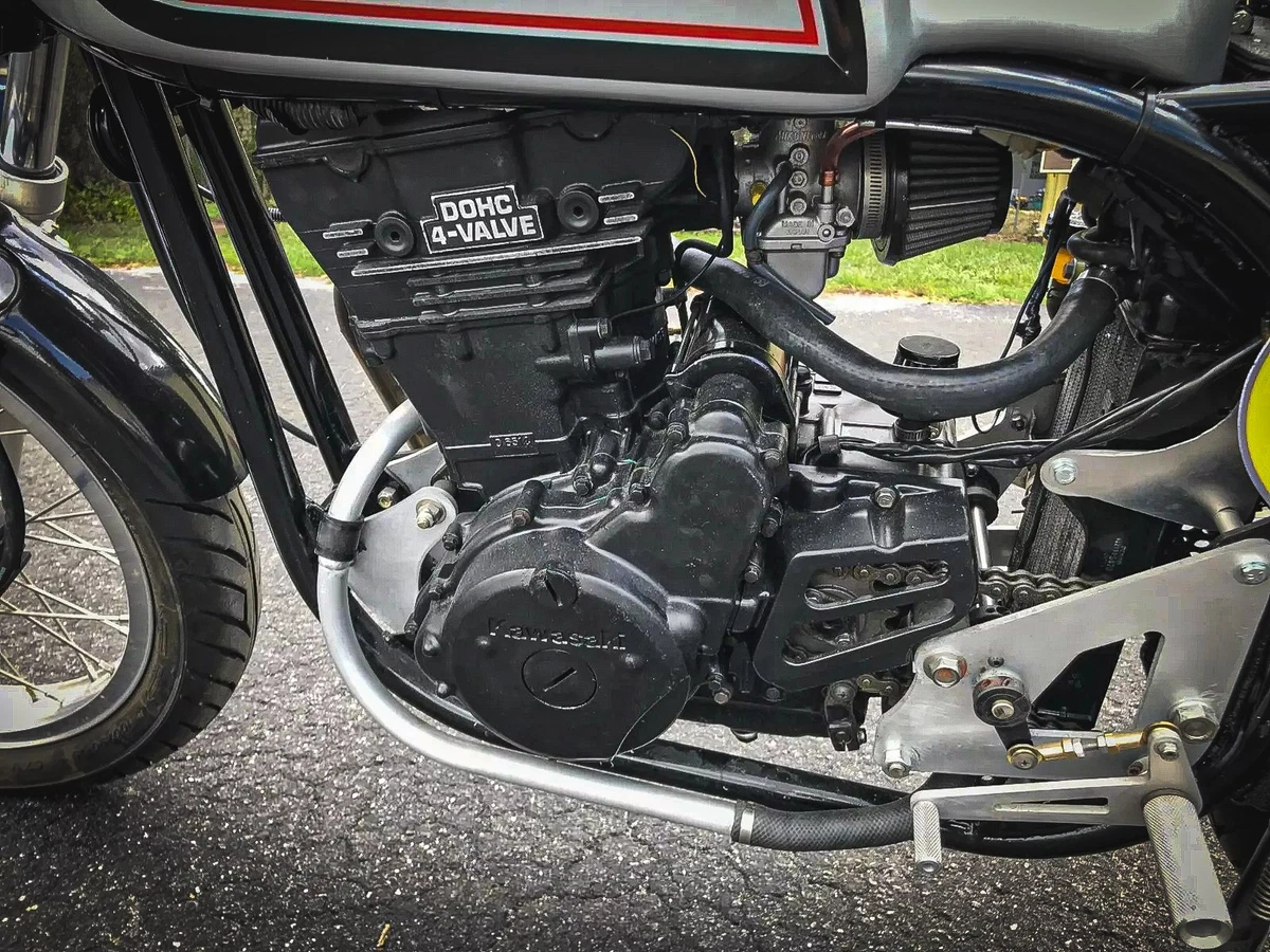 Kawasaki KLR650 engine - left side