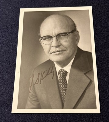 Jack S. Kilby Signed Autographed Portrait Nobel Prize Winning Scientist
