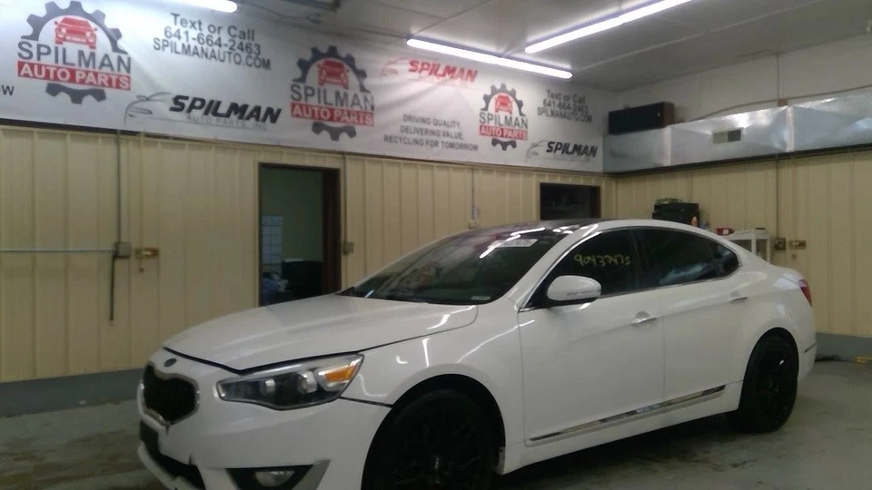 Kia Cadenza 2015 Coolant Reservoir 254302T000 5579 Foto 2 de 4