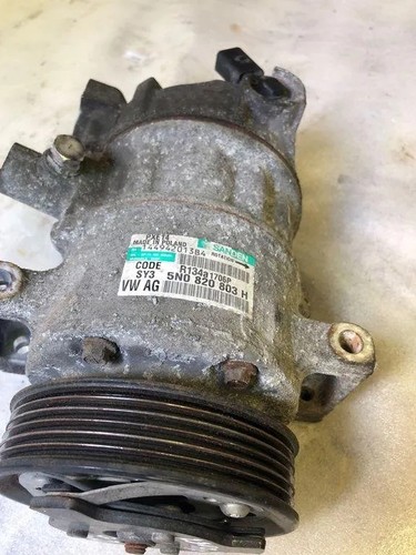 AUDI Q3 F3 Kondensatpumpe Klimaanalge 5n0820803h 2.00 Diesel 110kw 32120631