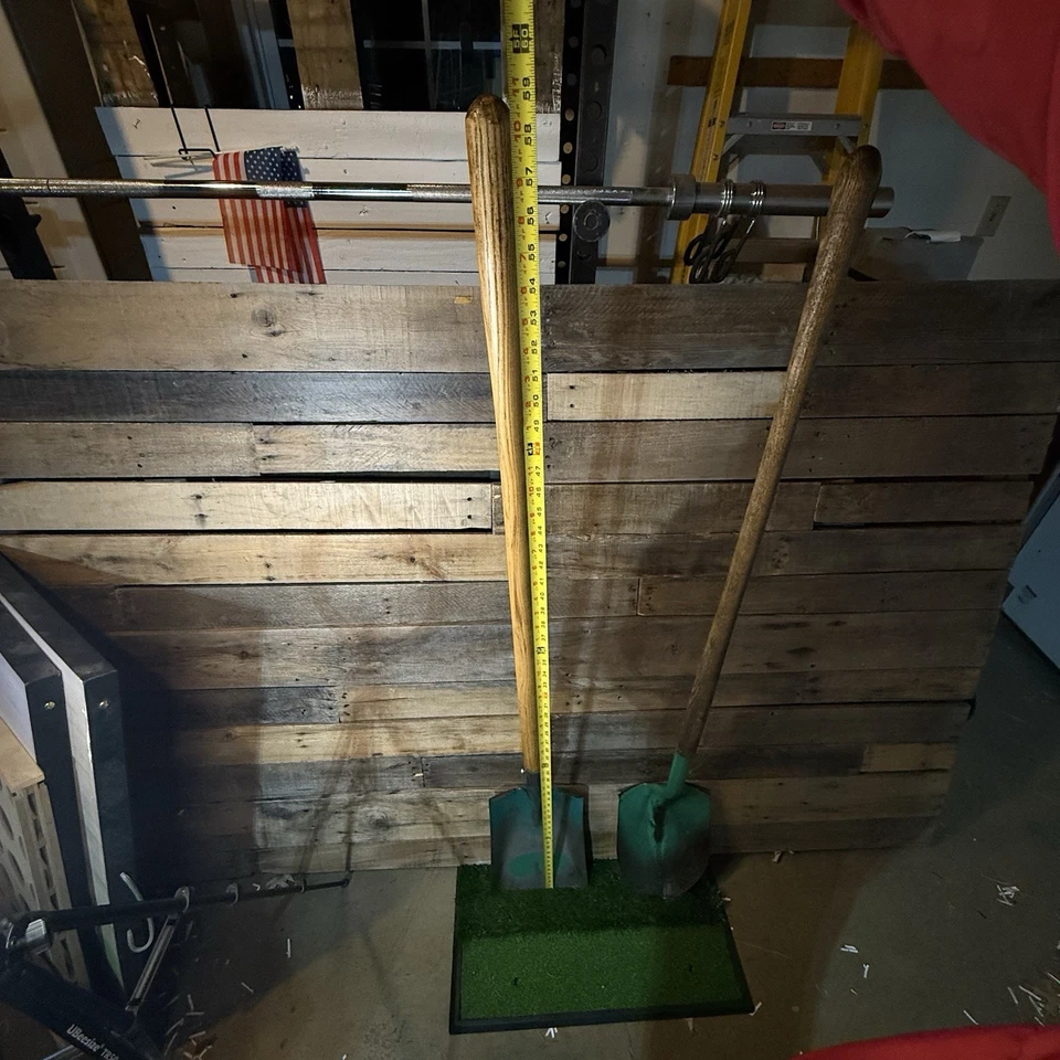 Pair of Vintage USA Made Green Tempered Steel Shovels – Square & Round Point - Image 3 of 4