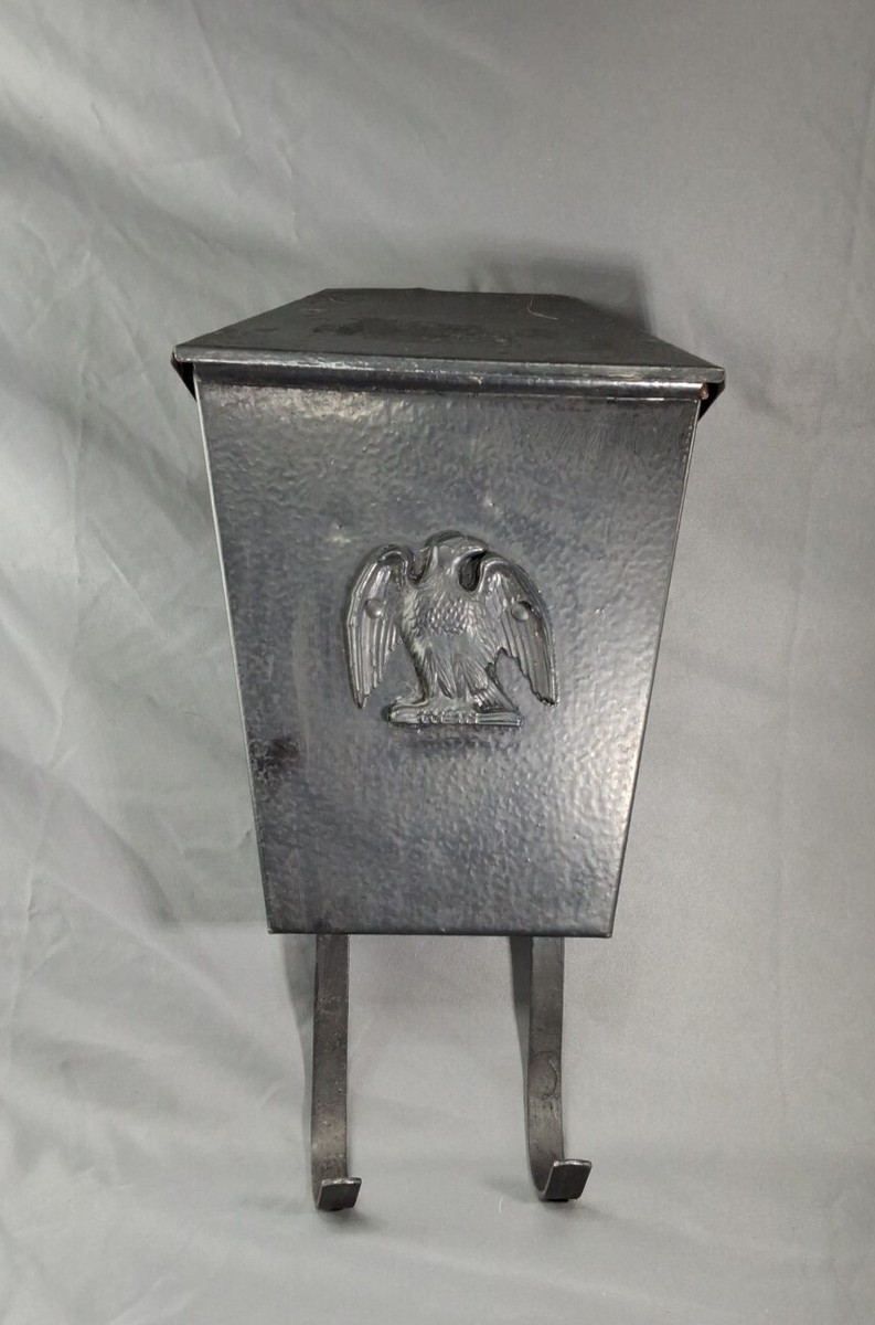 Vintage Wall Mount Mailbox Flip Top peaked Lid Eagle Newspaper