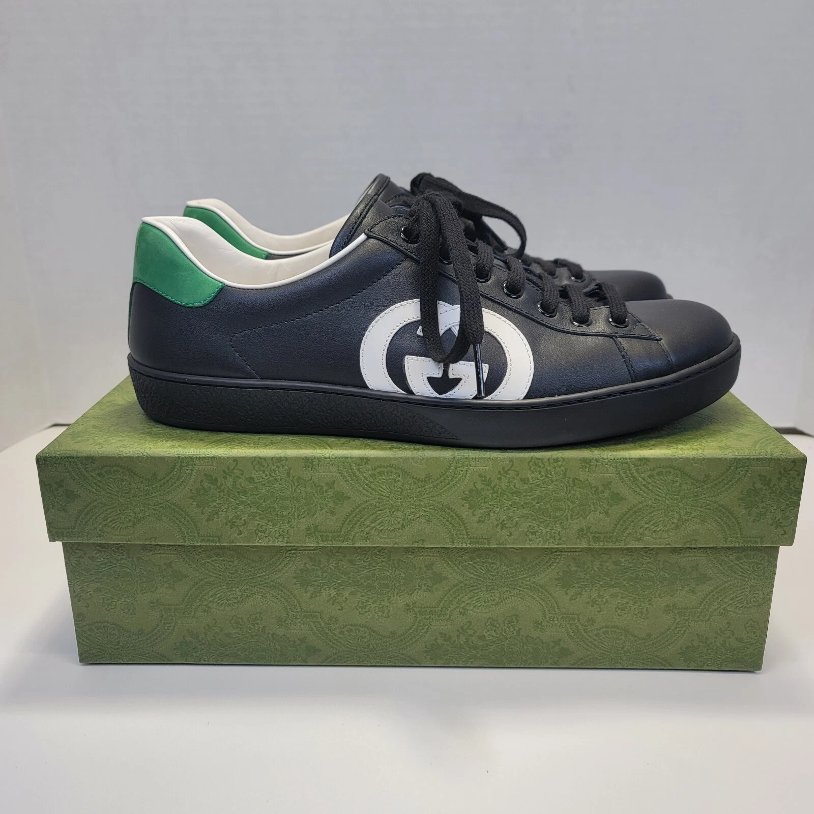Baskets homme Gucci Ace Interlocking logo G noir taille 7,5 US avec dust bags et boîte