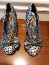 IRREGULAR CHOICE CURTAIN CALL - SIZE 6 / 39 WITH MATCHING BAG