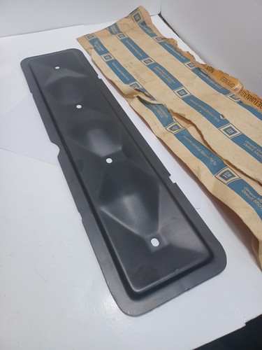 (1) New Genuine GM - 10024137 - NOS - - Picture 2 of 4