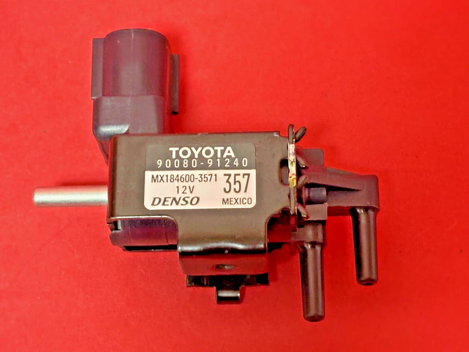Solenoide de purga de bote de vapor Toyota 90080-91240 CP693 apto para Toyota Corolla 1999 Foto 2 de 4