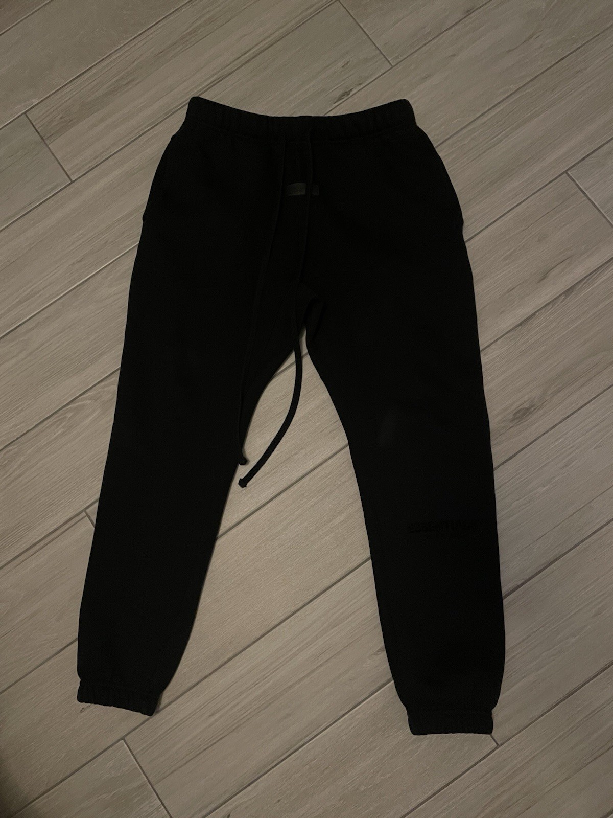 Black Essentials Sweatpants Size Small Unisex Dra… - image 1