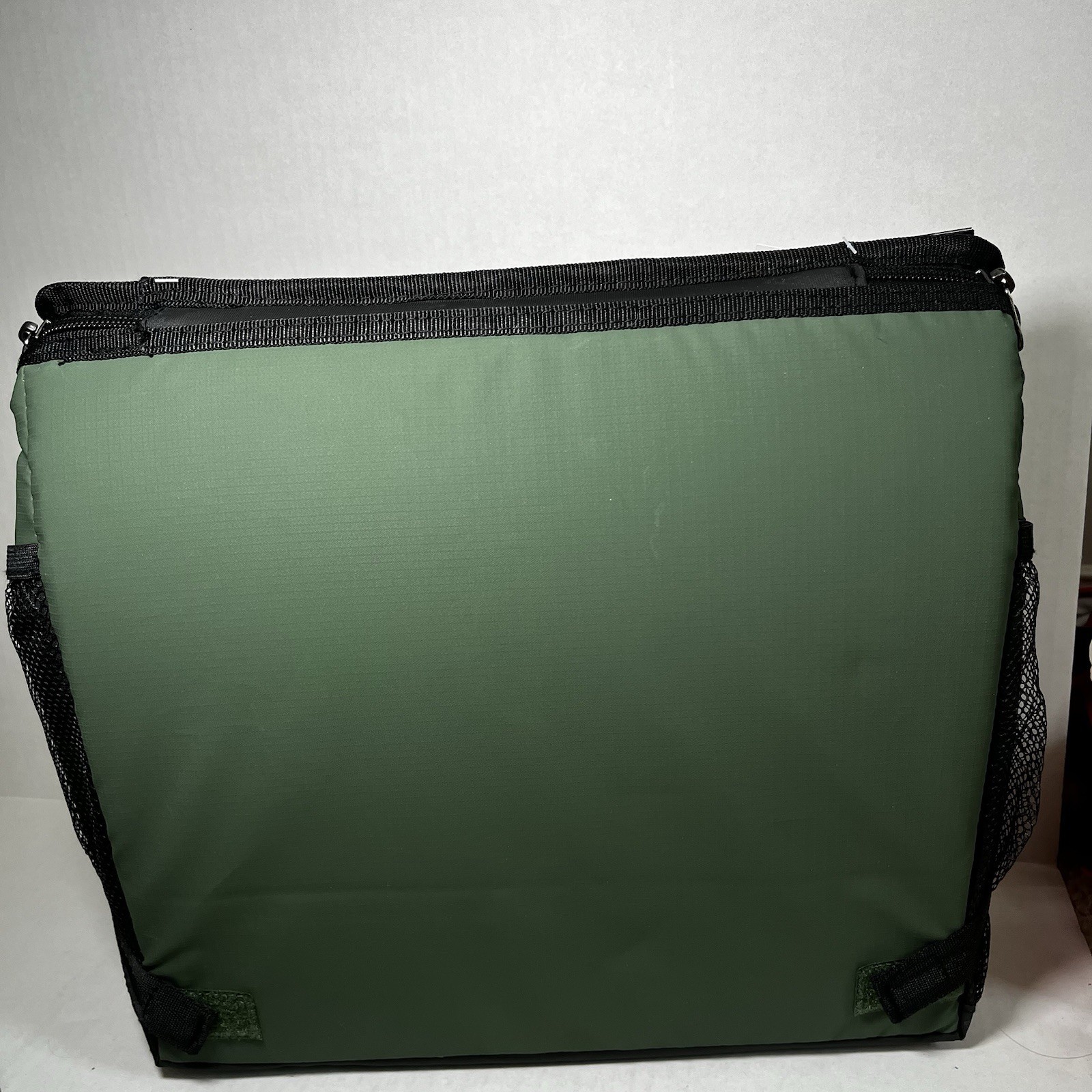 Titan Arctic Zone 40 Can Capacity Collapsible Cooler Green