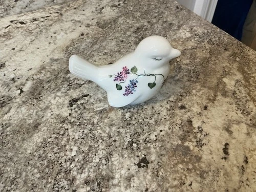 Fenton Sparrow Bird ~ Hand Painted "Violets In The Snow" Milk Glass, Signed