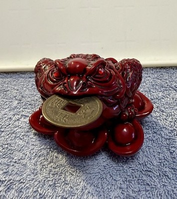 Lucky Red Money Frog/Toad Figure 2 1/2'' Feng Shui Wealth With Coin