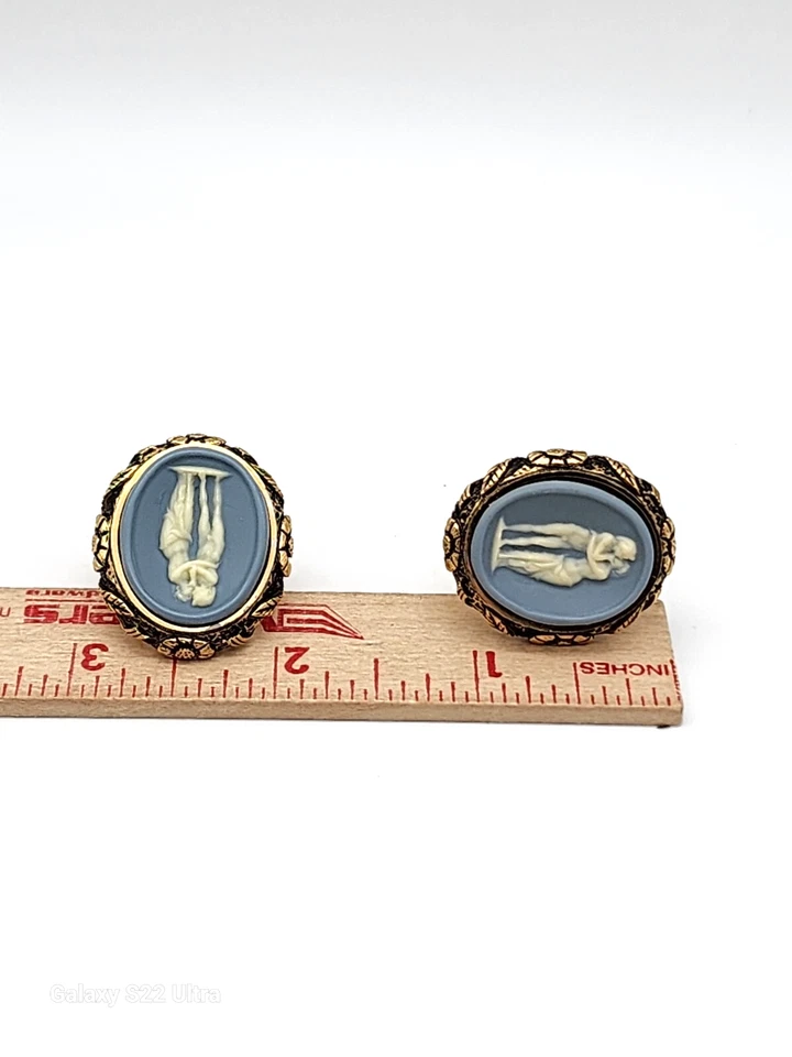 ¡Gemelos de joyería vintage marcados Dante el beso diosa desnuda camafeo azul incolay! Foto 4 de 4