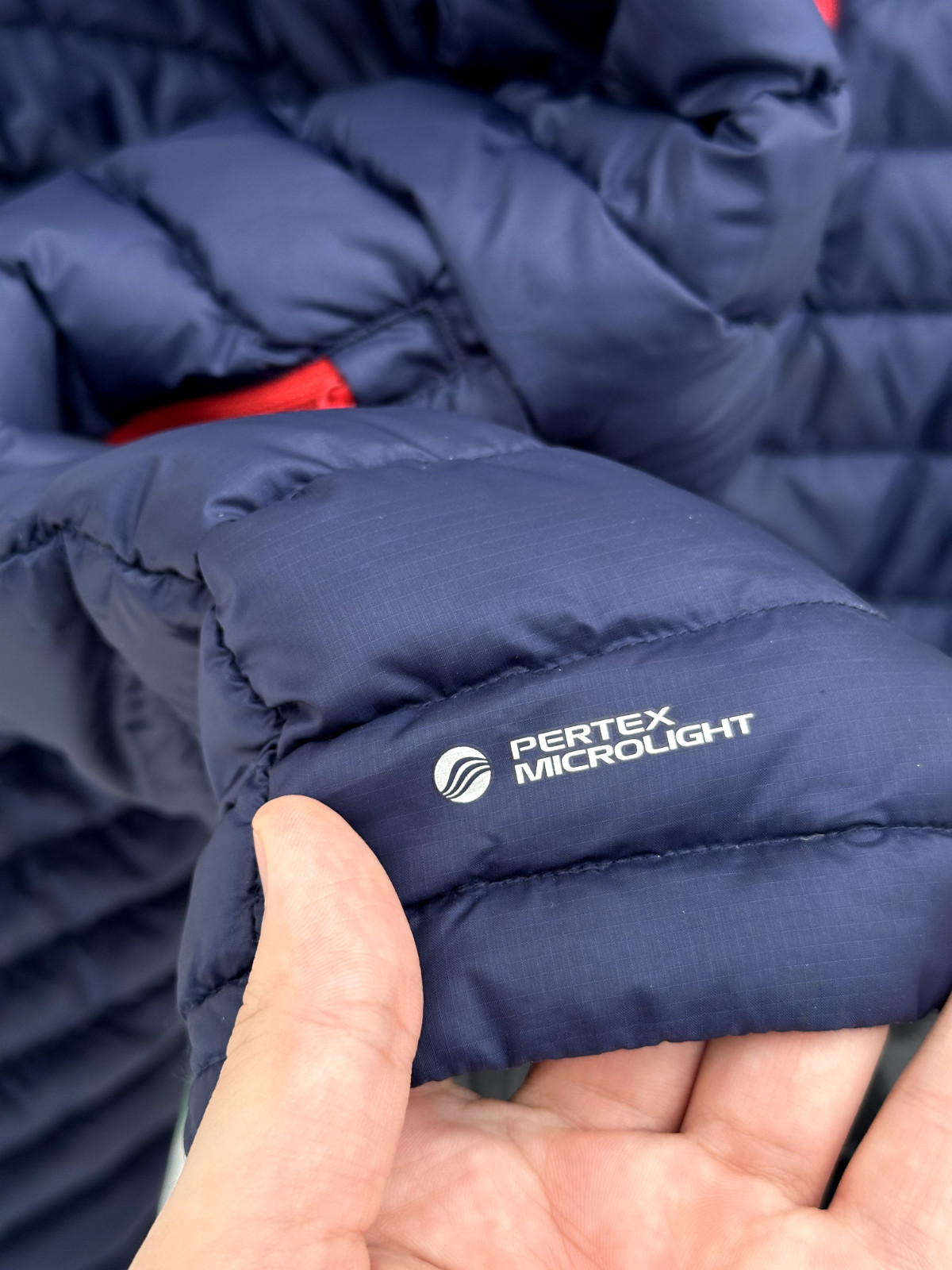 Rab Microlight Down Quantum Pertex Blue Navy Puff… - image 5