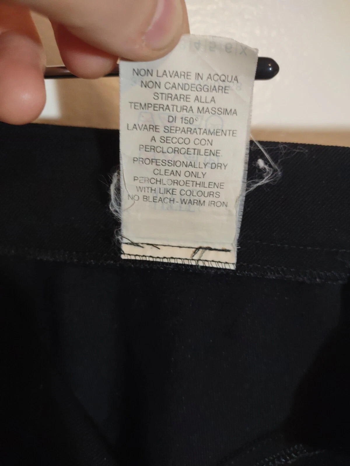 10 Pantaloni Moschino Economici E Chic Nero Carriera Designer Italia