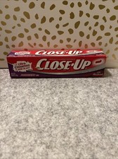 Close Up Anticavity Fluoride Toothpaste Freshening Cinnamon Blast 6oz