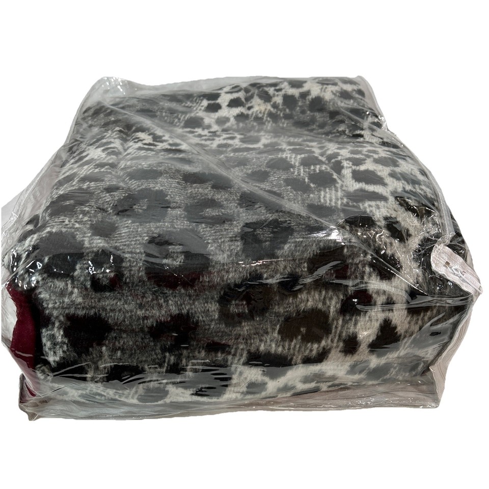 Biederlack Vintage Aurora Doublet Reversible Leopard Print Blanket