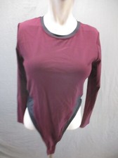 Fabletics Size M Womens Wine Crew Neck Long Sleeve Open Back Sports Bodysuit 983